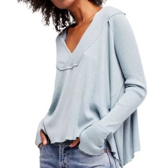 WE THE FREE OCEANVIEW PLUNGING V NECK RIBBED LONG SLEEVE THERMAL - Picture 1 of 7